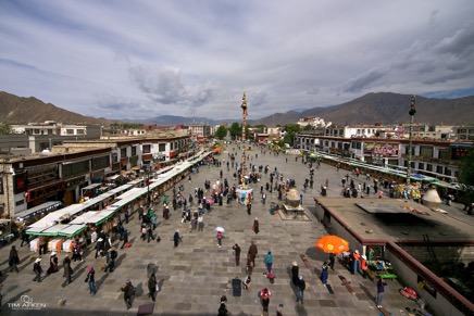 Yokhang Square No 1.jpg