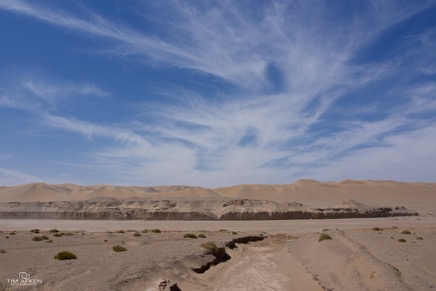 Jiayuguan richtung Dunhuang 08-09-12 No 17.jpg