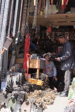 China_Kashgar-Sunday-Market132016.jpg